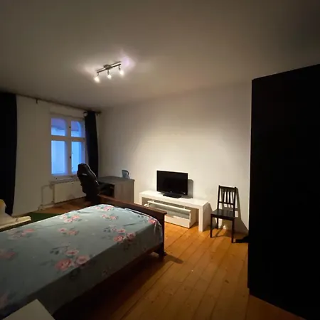 1 * Berlin